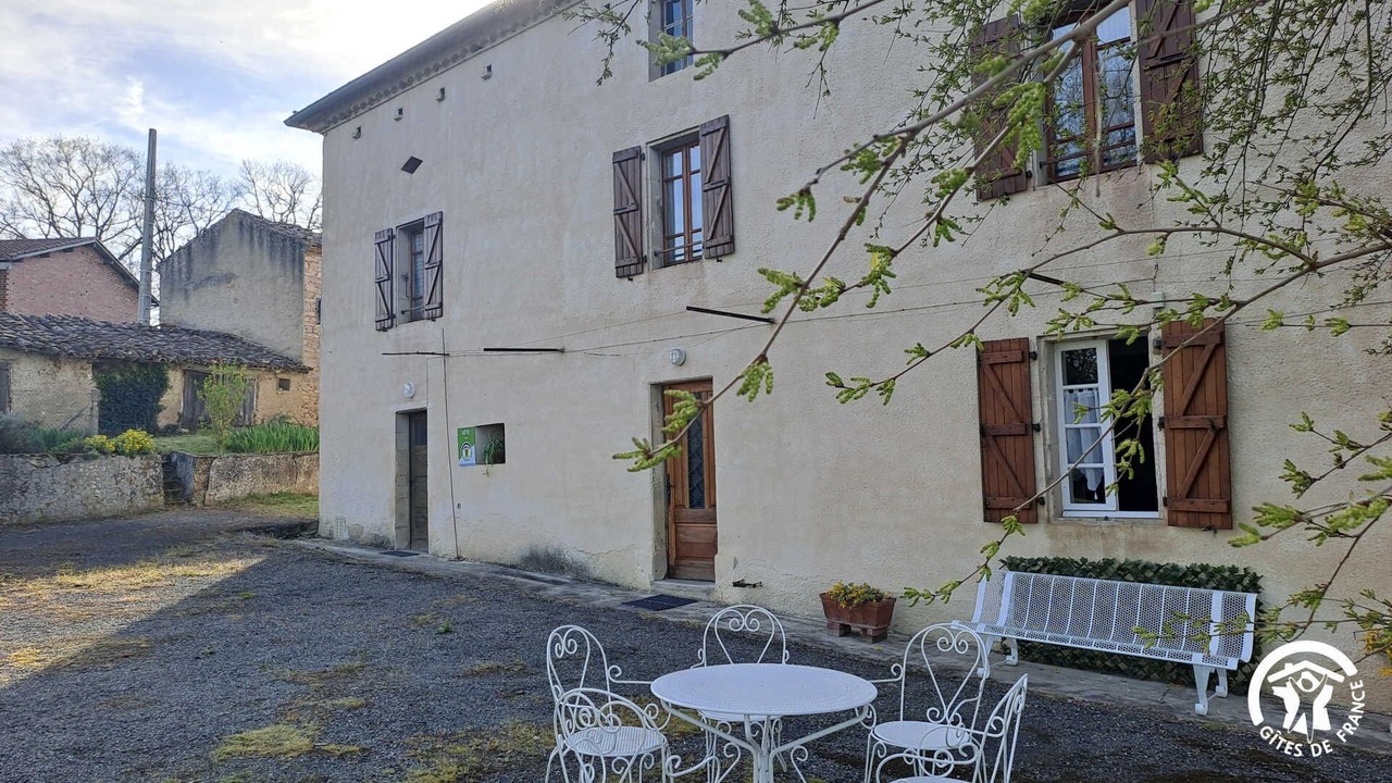 Photo of Outdoor in Saint-Julien-du-Puy