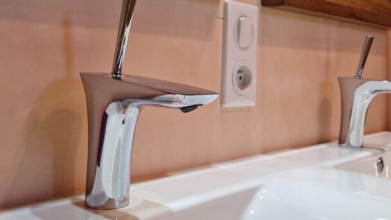 Photo of Bathroom in Livers-Cazelles