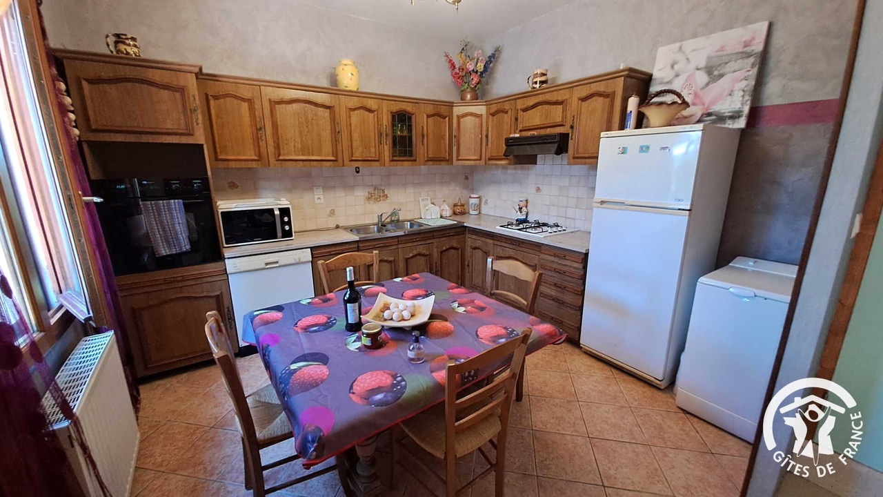 Photo of Kitchen in Montredon-Labessonnie