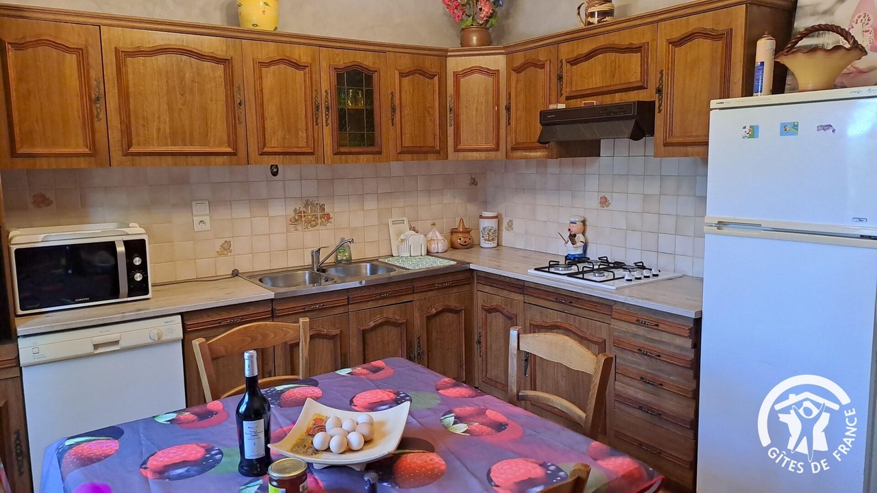 Photo of Kitchen in Montredon-Labessonnie