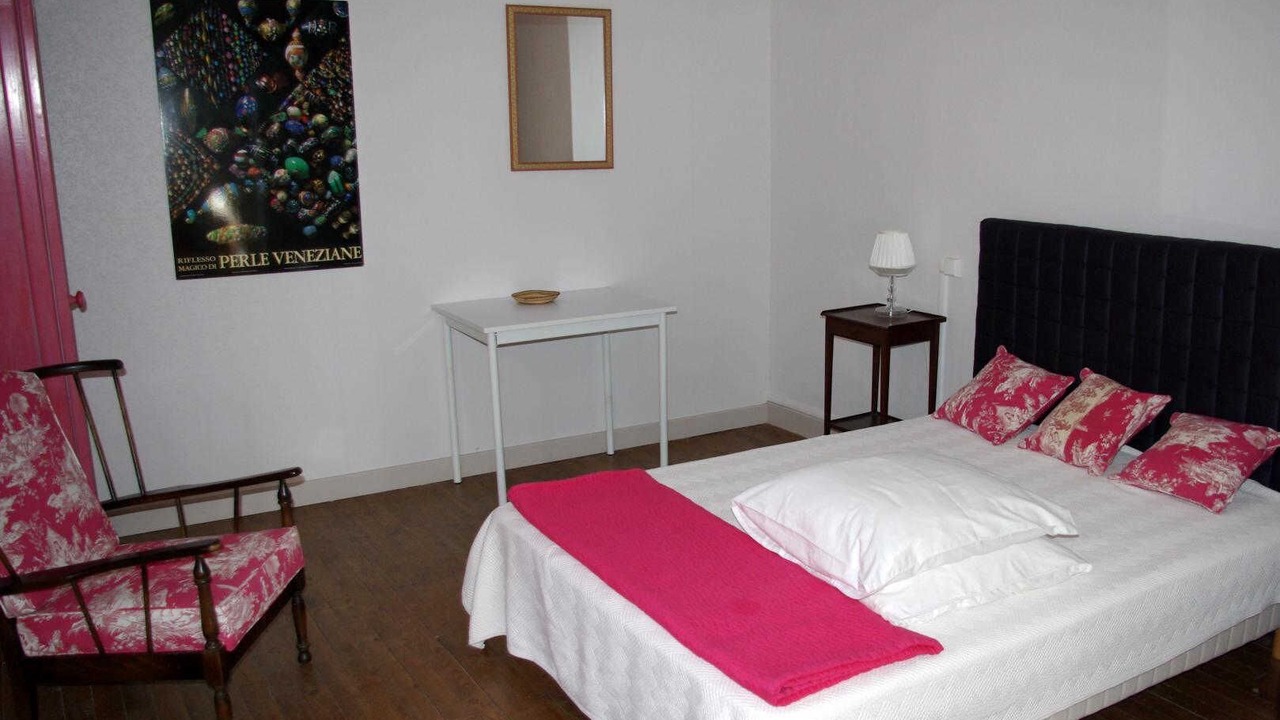 Photo of Bedroom in Puylaurens