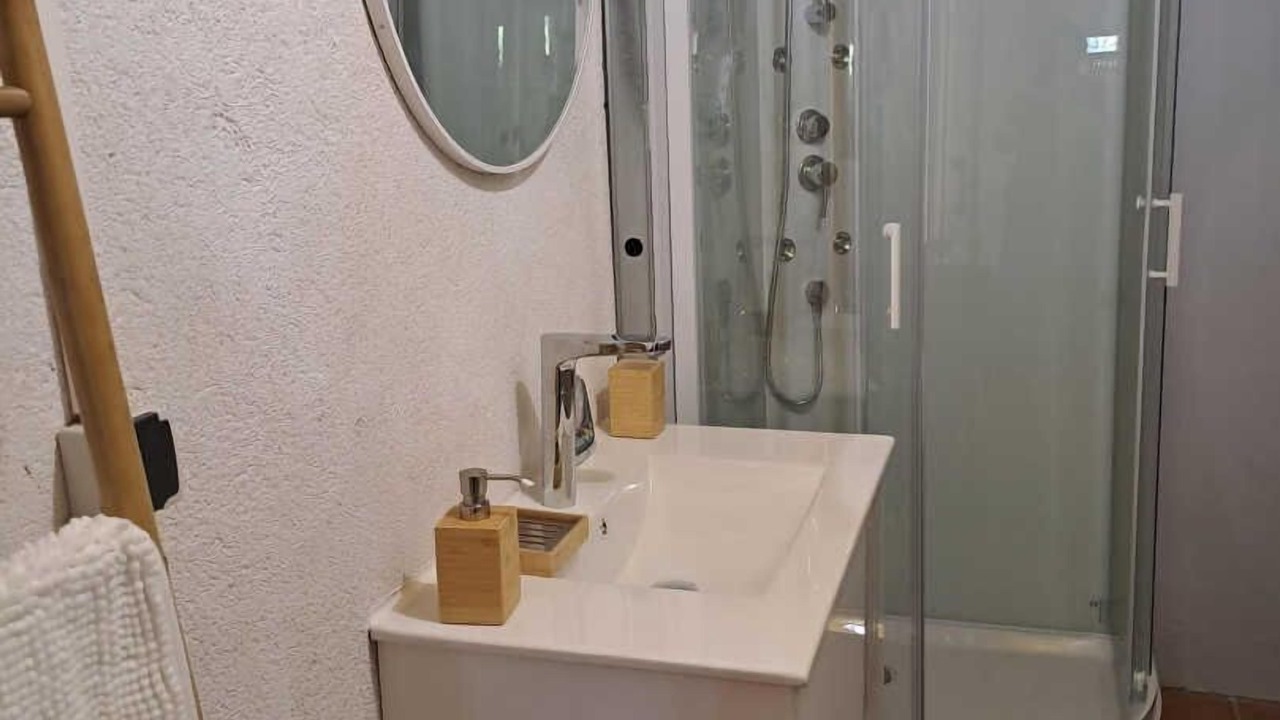 Photo of Bathroom in Servies