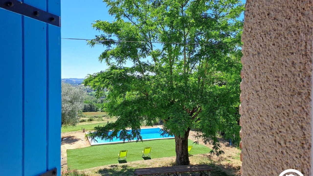 Photo of Outdoor in Servies