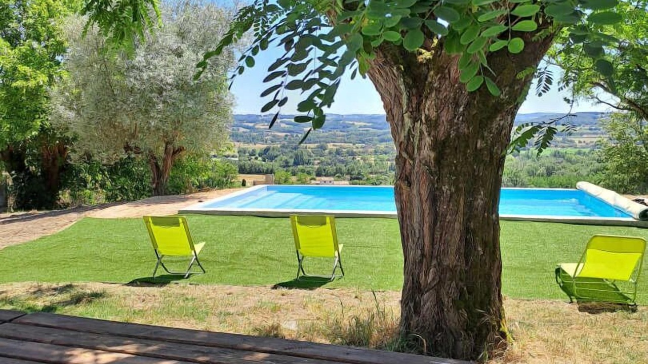 Photo of Outdoor in Servies