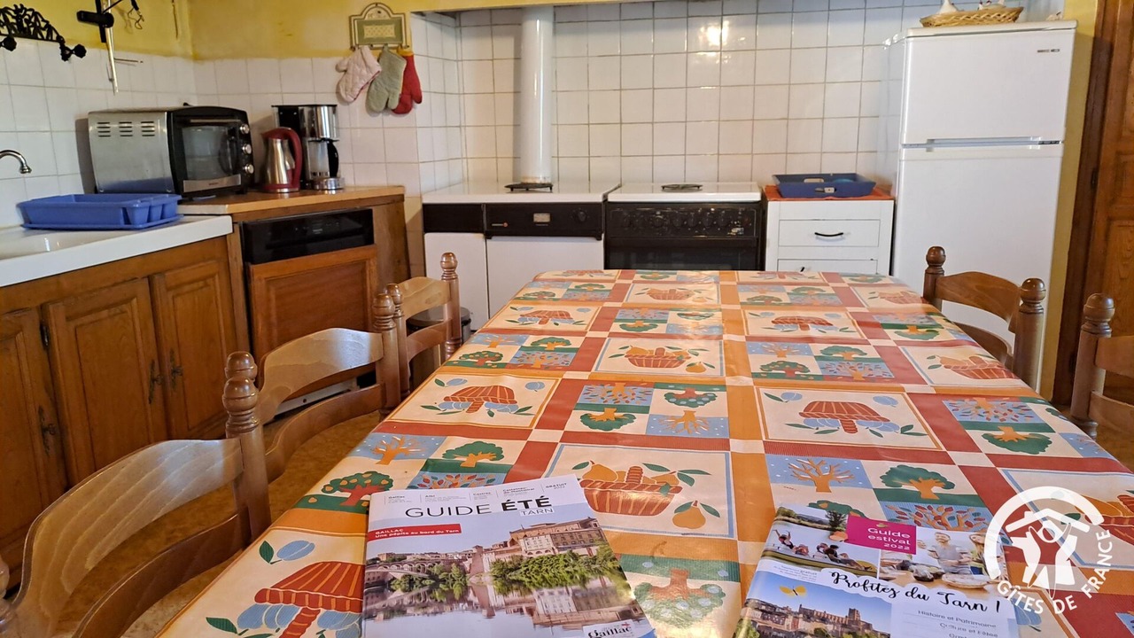 Photo of Kitchen in Saint-Pierre-de-Trivisy