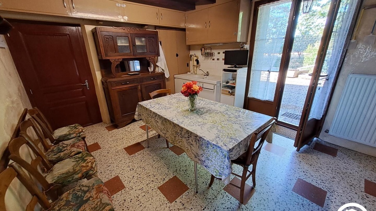 Photo of Kitchen in Saint-Sernin-les-Lavaur
