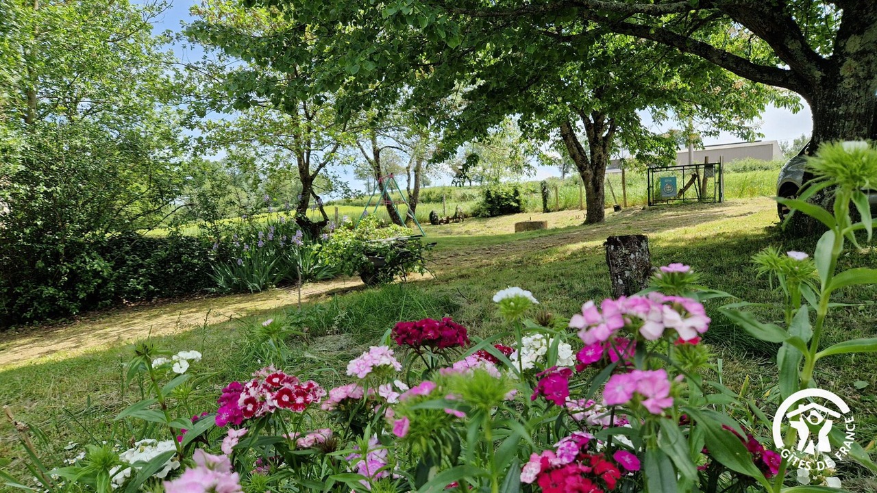 Photo of Outdoor in Saint-Jean-de-Marcel
