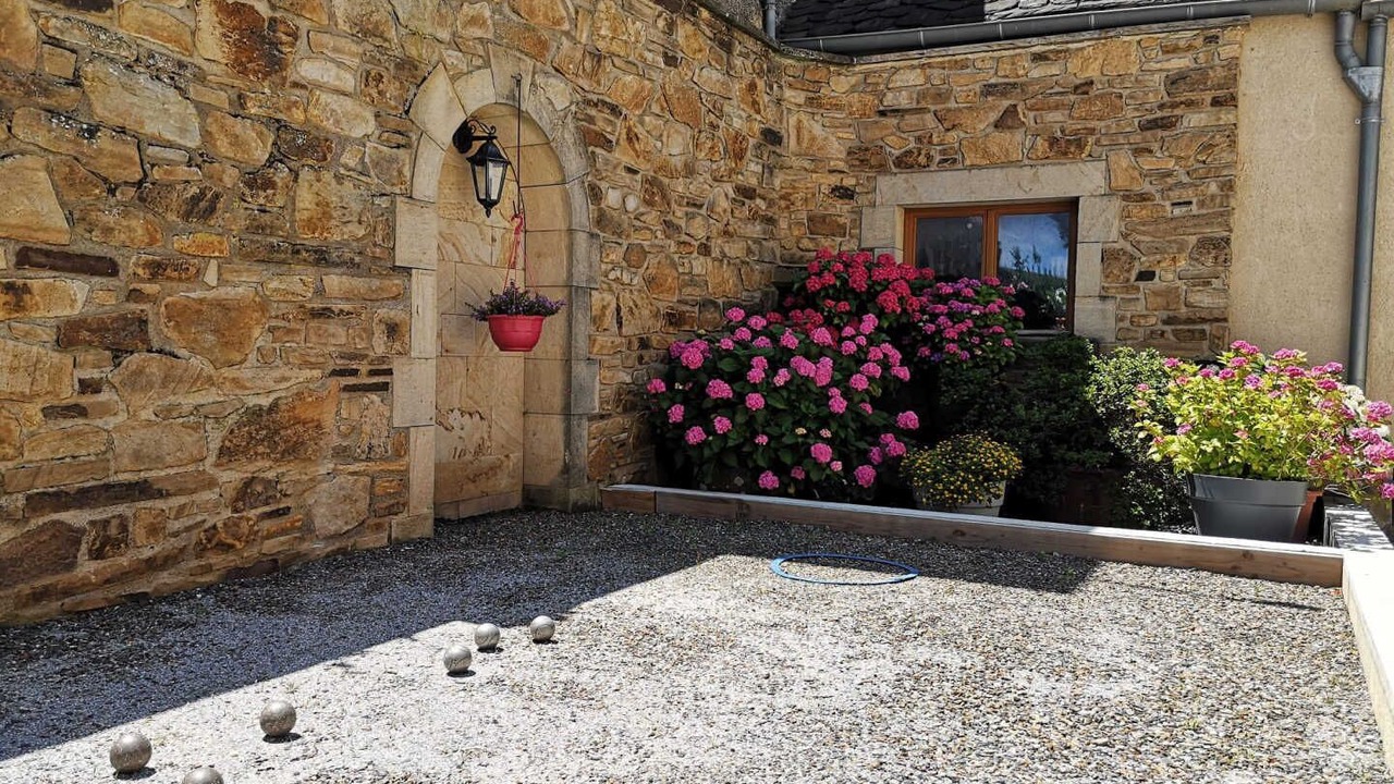 Photo of Outdoor in Assac