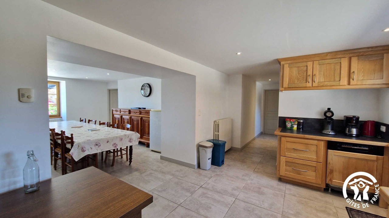 Photo of Others in Assac