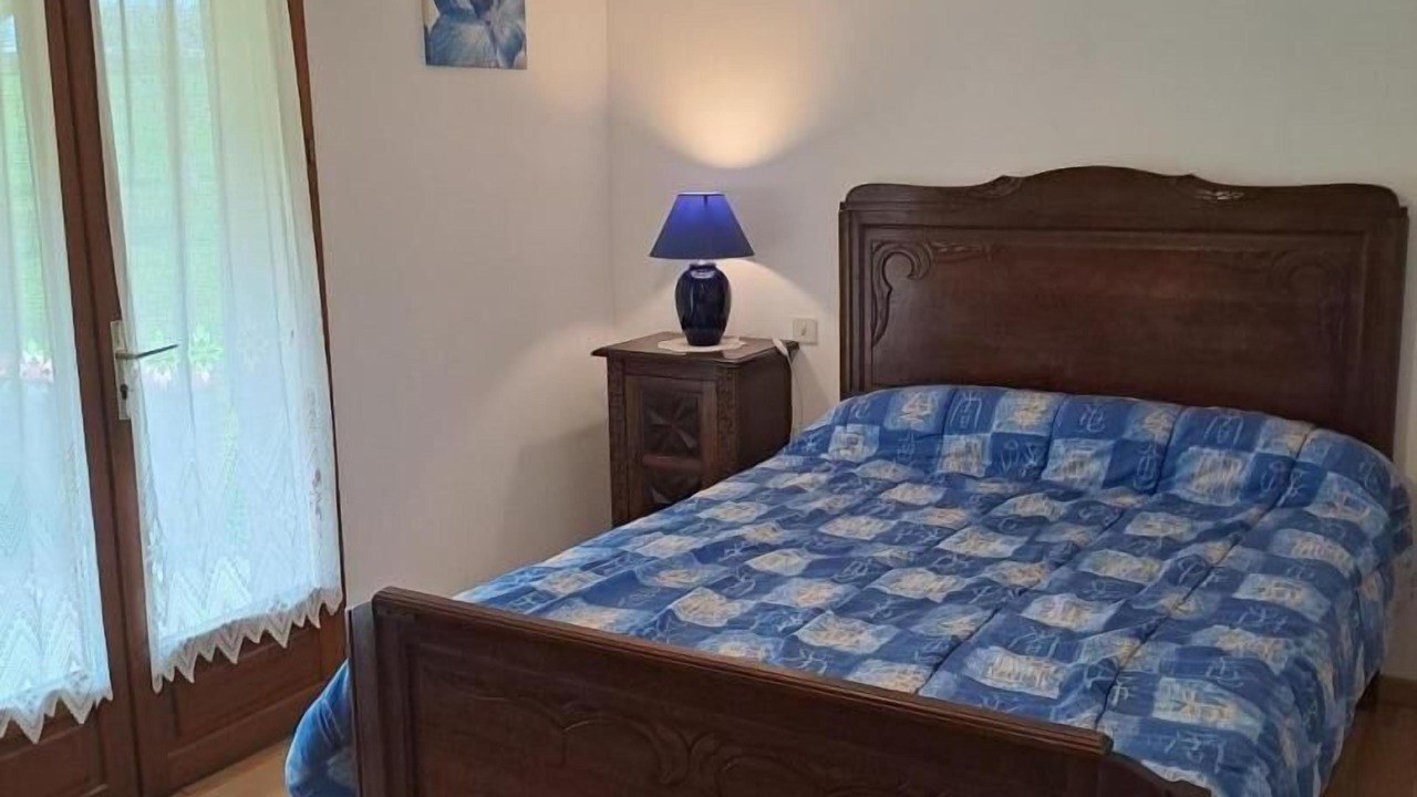 Photo of Bedroom in Parisot