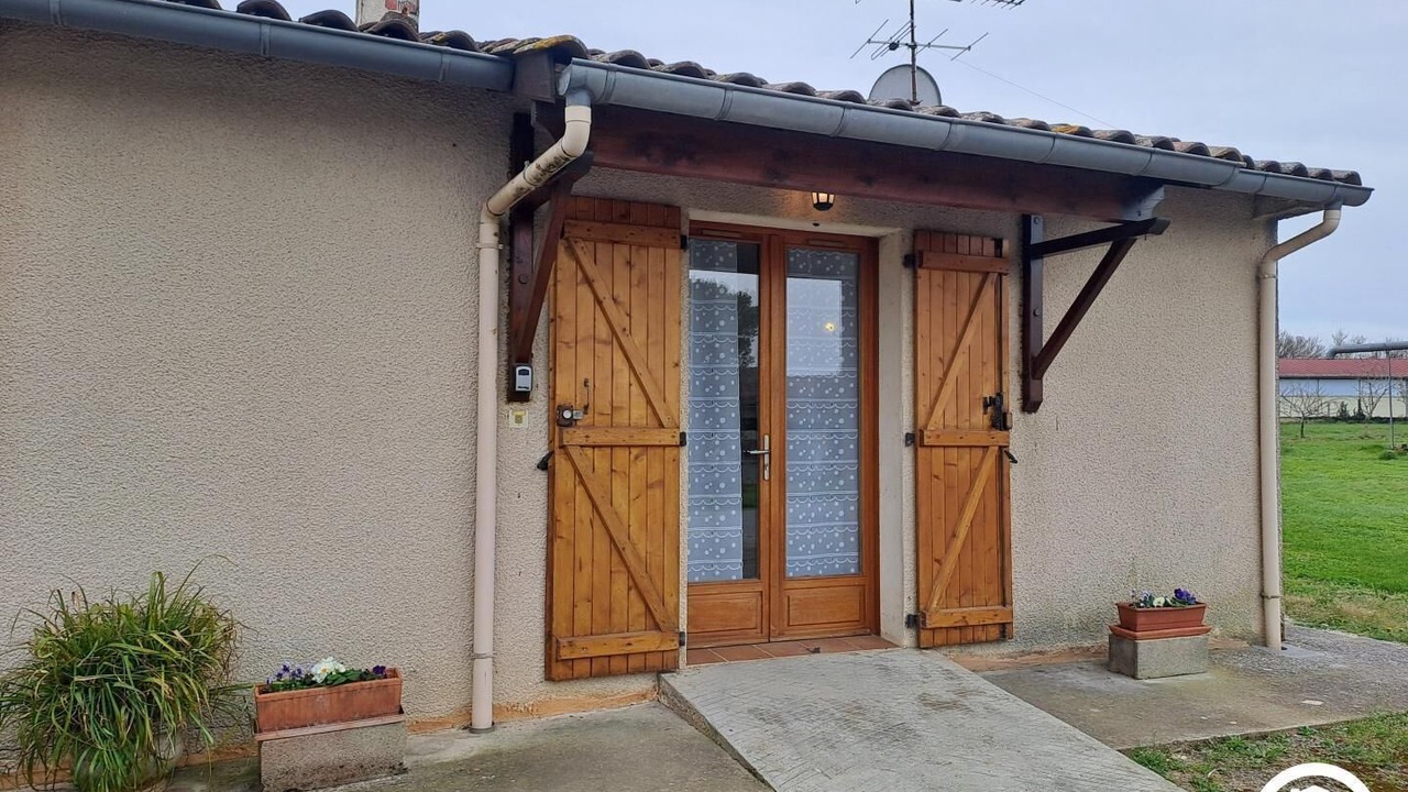 Photo of Outdoor in Parisot