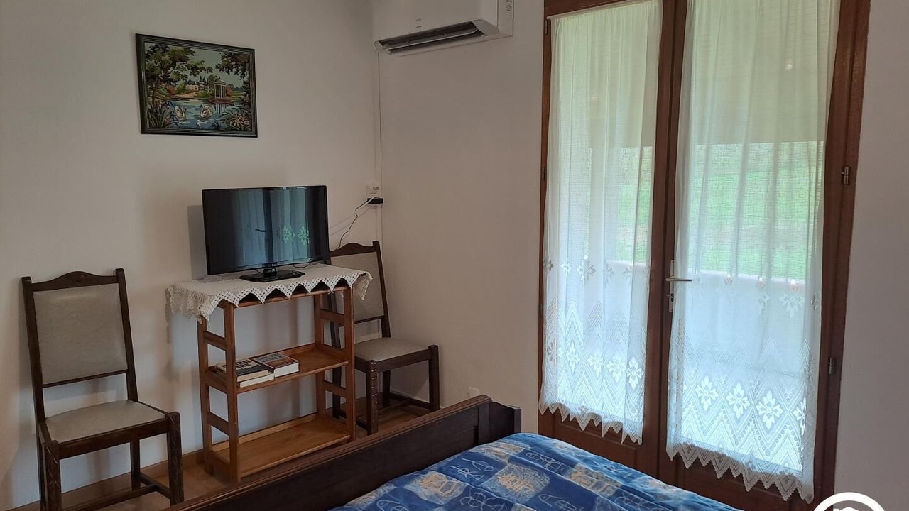 Photo of Bedroom in Parisot