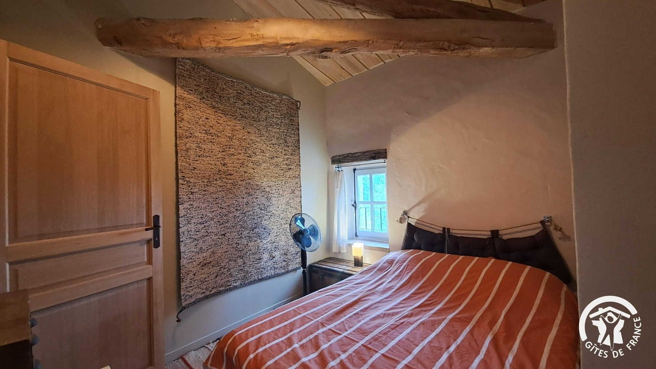 Photo of Bedroom in Castelnau-de-Montmiral