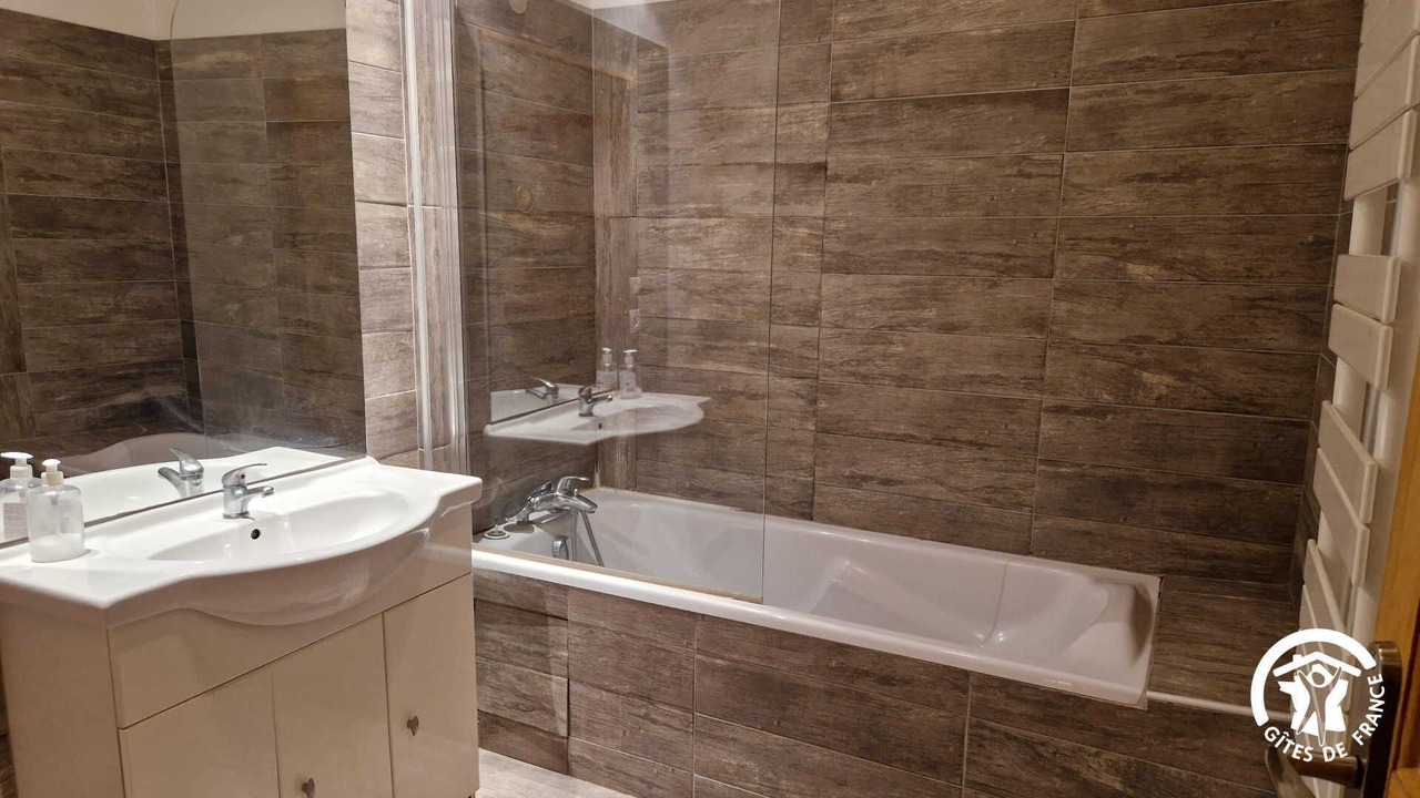 Photo of Bathroom in Giroussens