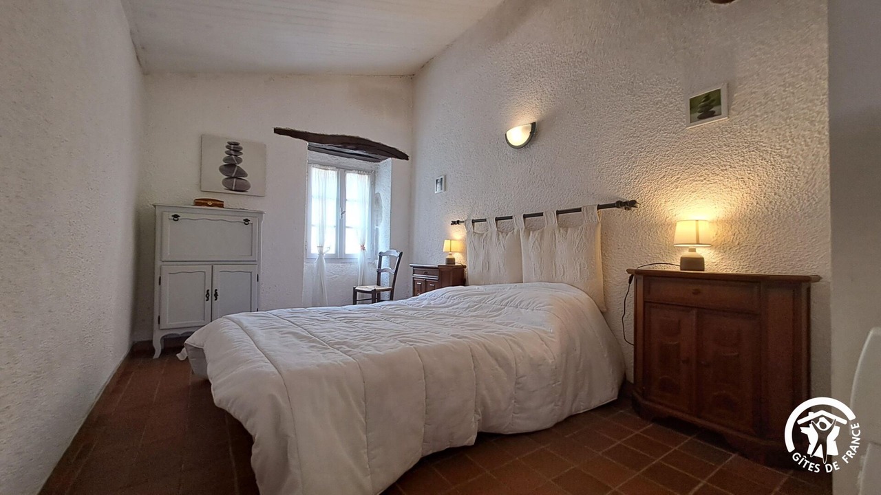 Photo of Bedroom in Saint-Salvy-de-la-Balme