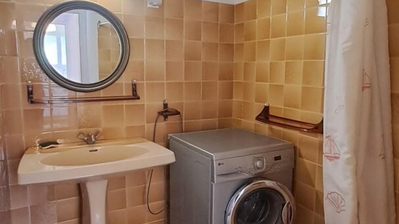 Photo of Bathroom in Saint-Salvy-de-la-Balme