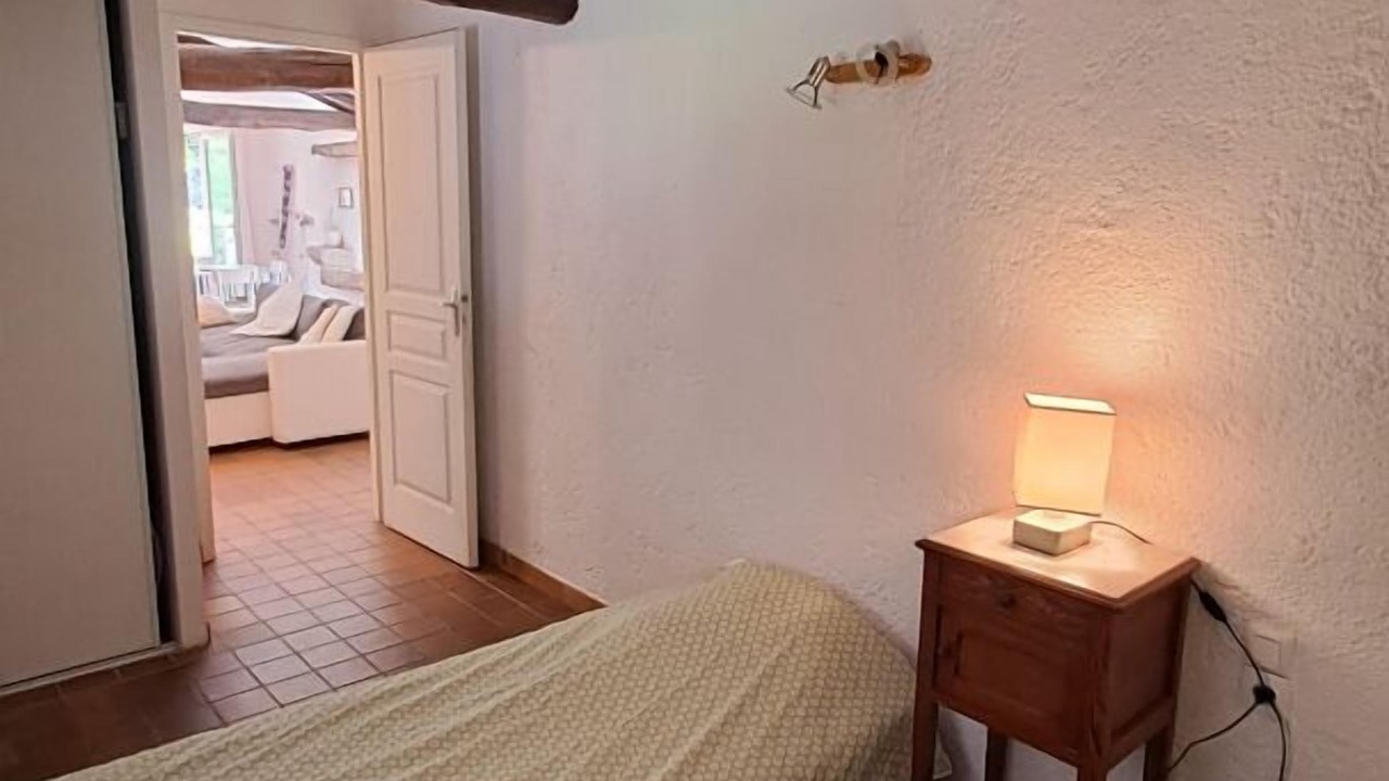 Photo of Bedroom in Saint-Salvy-de-la-Balme