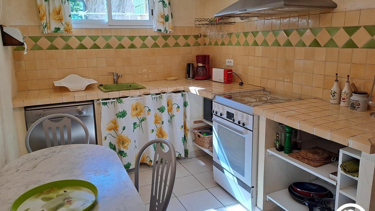 Photo of Kitchen in Puylaurens