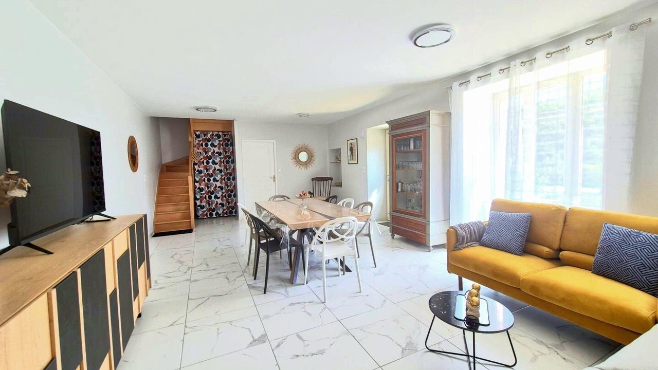 Photo of Livingroom in Saint-Gregoire