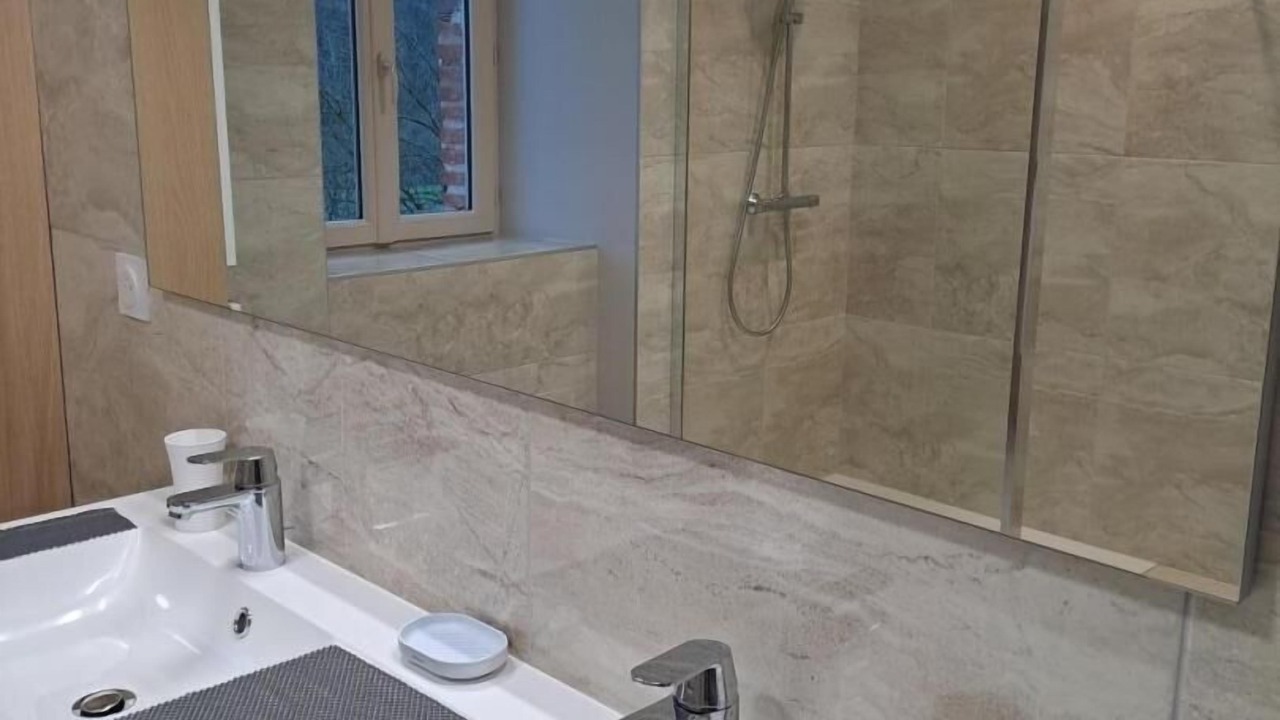 Photo of Bathroom in Saint-Gregoire