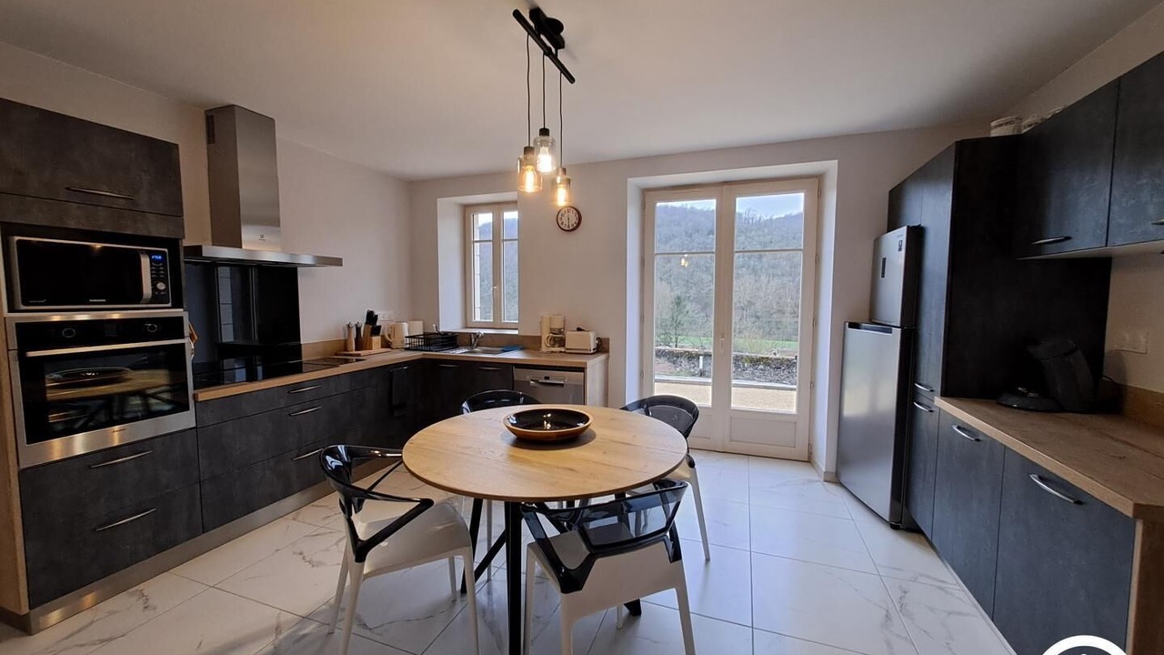 Photo of Kitchen in Saint-Gregoire