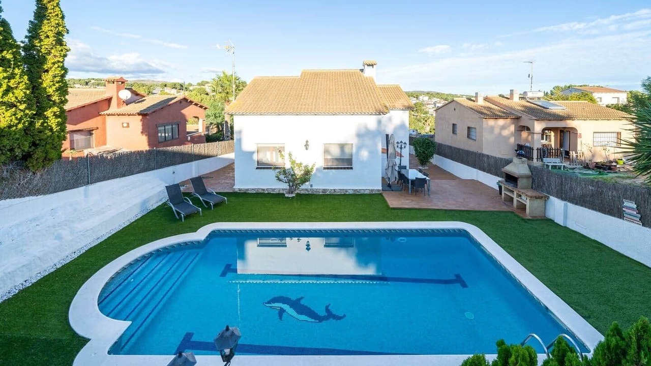 Photo of Outdoor in La Pobla de Montornes
