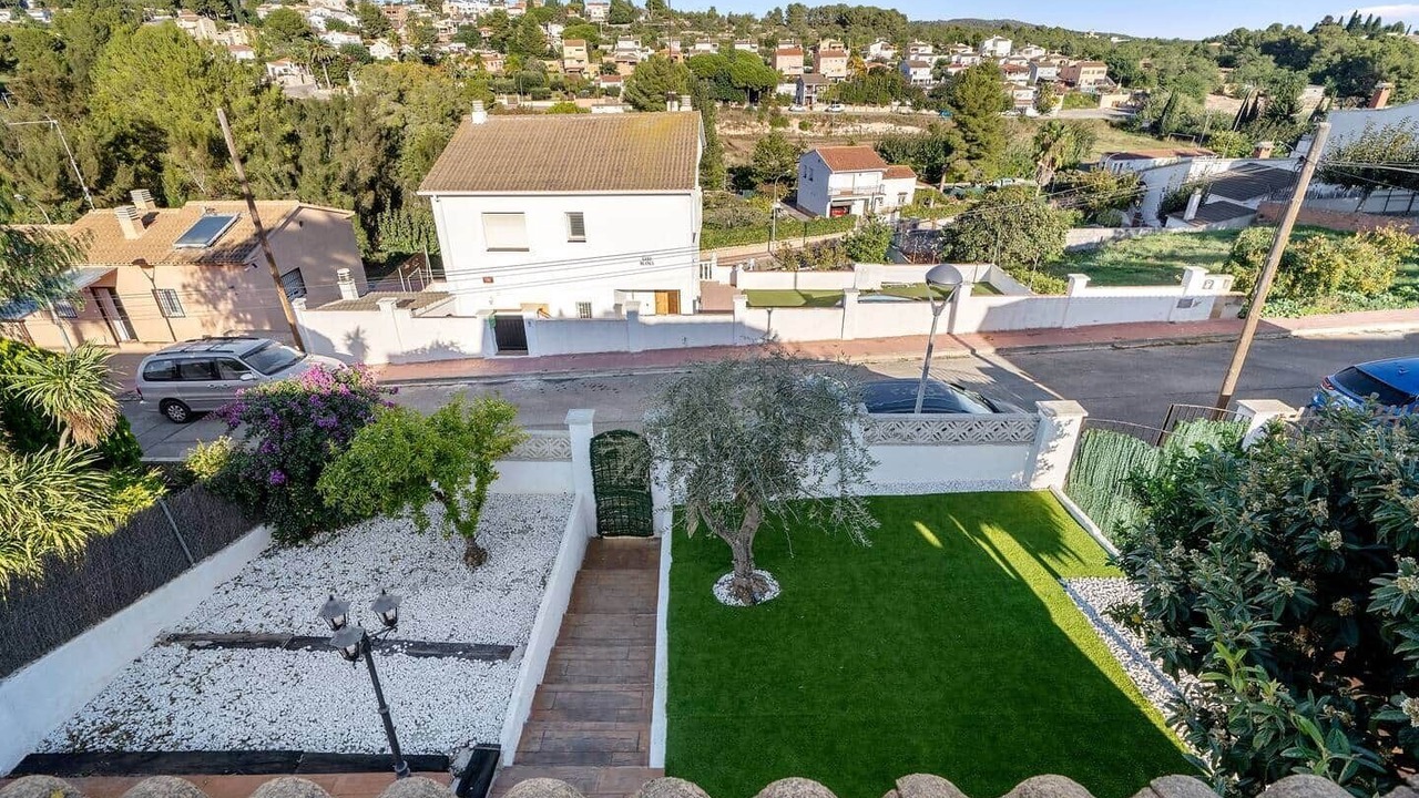 Photo of Outdoor in La Pobla de Montornes