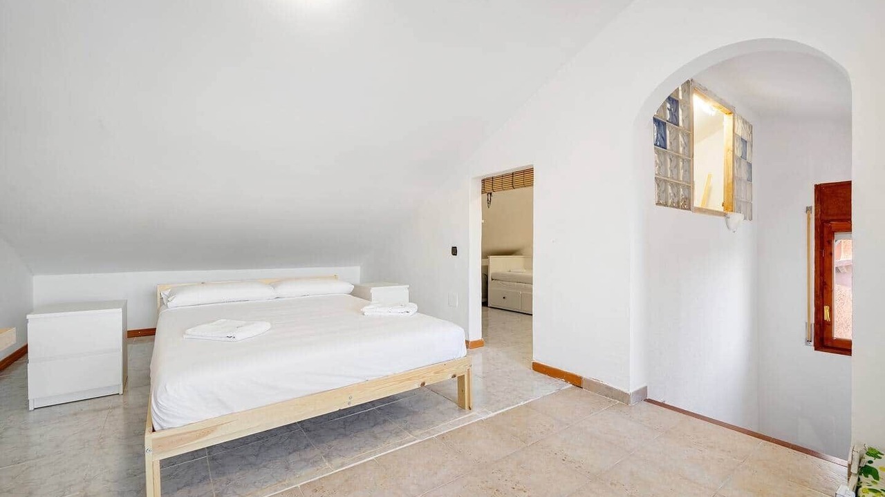 Photo of Bedroom in La Pobla de Montornes