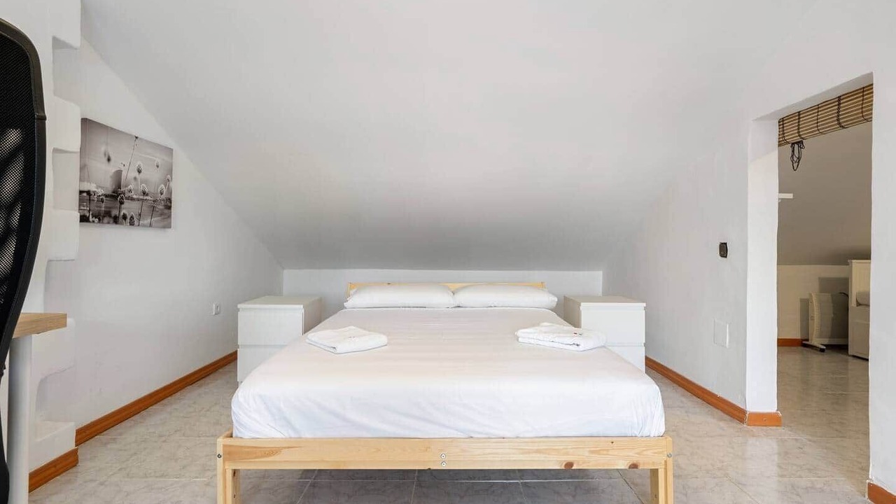 Photo of Bedroom in La Pobla de Montornes