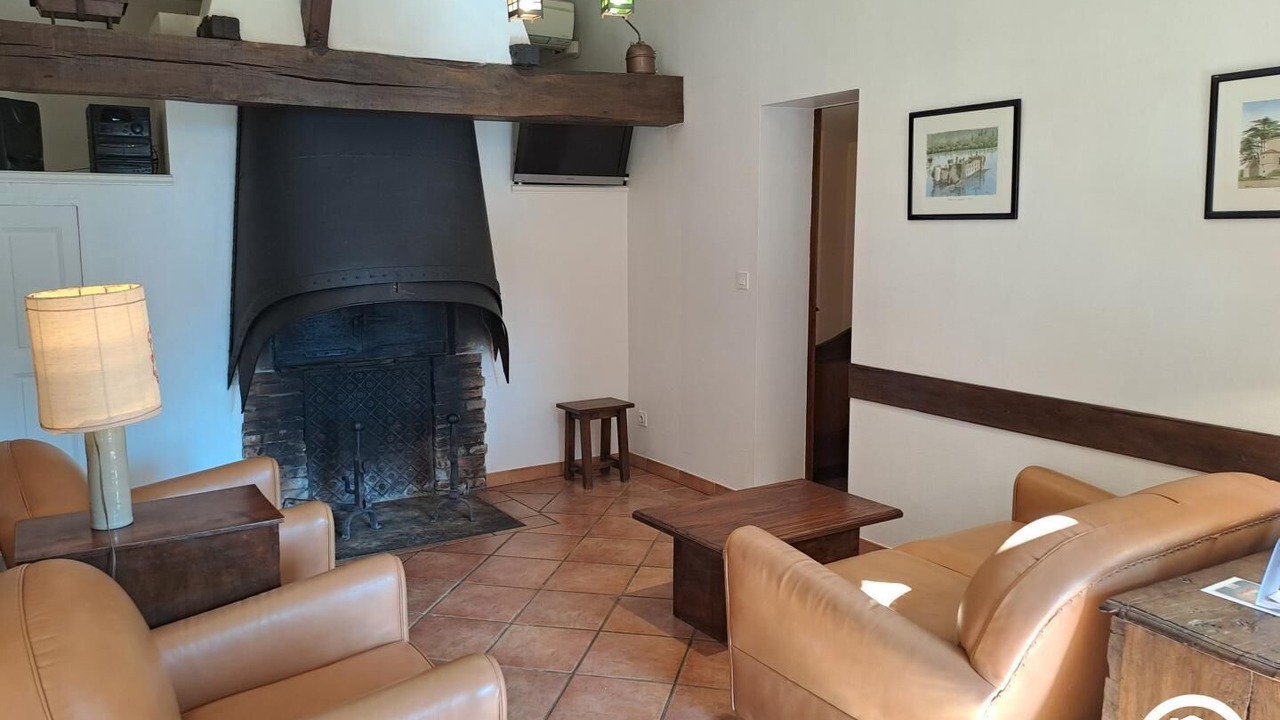 Photo of Livingroom in Giroussens