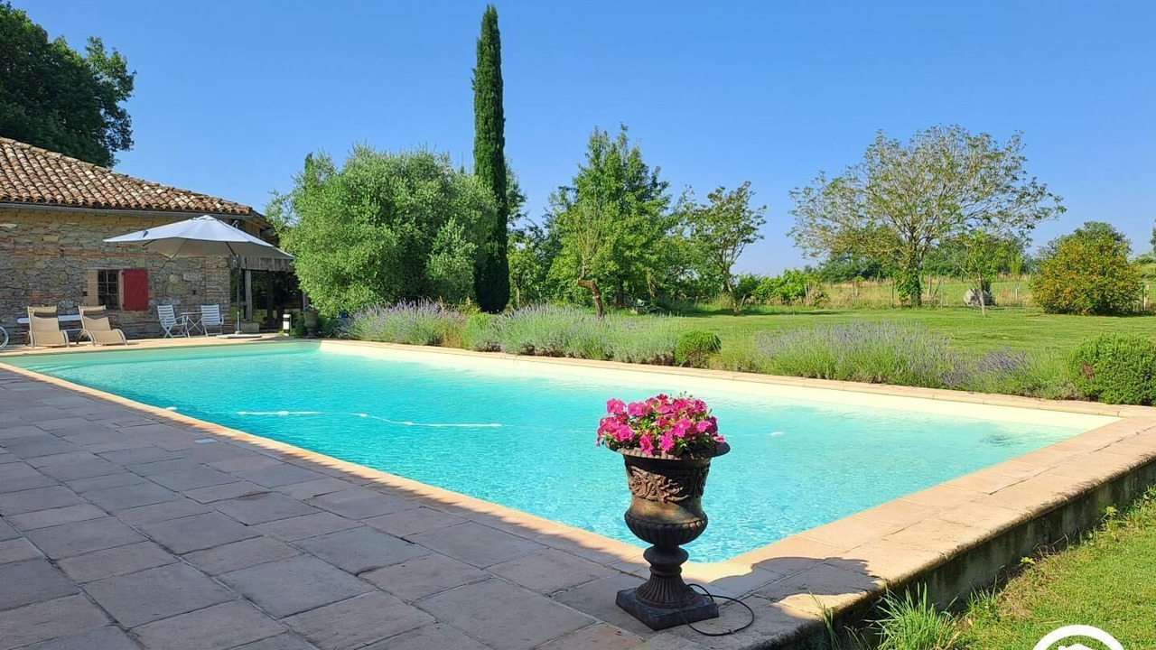 Photo of Outdoor in Giroussens
