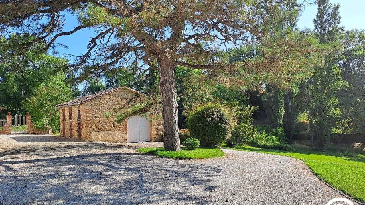 Photo of Outdoor in Giroussens