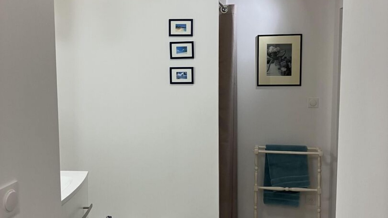 Photo of Bathroom in Montans