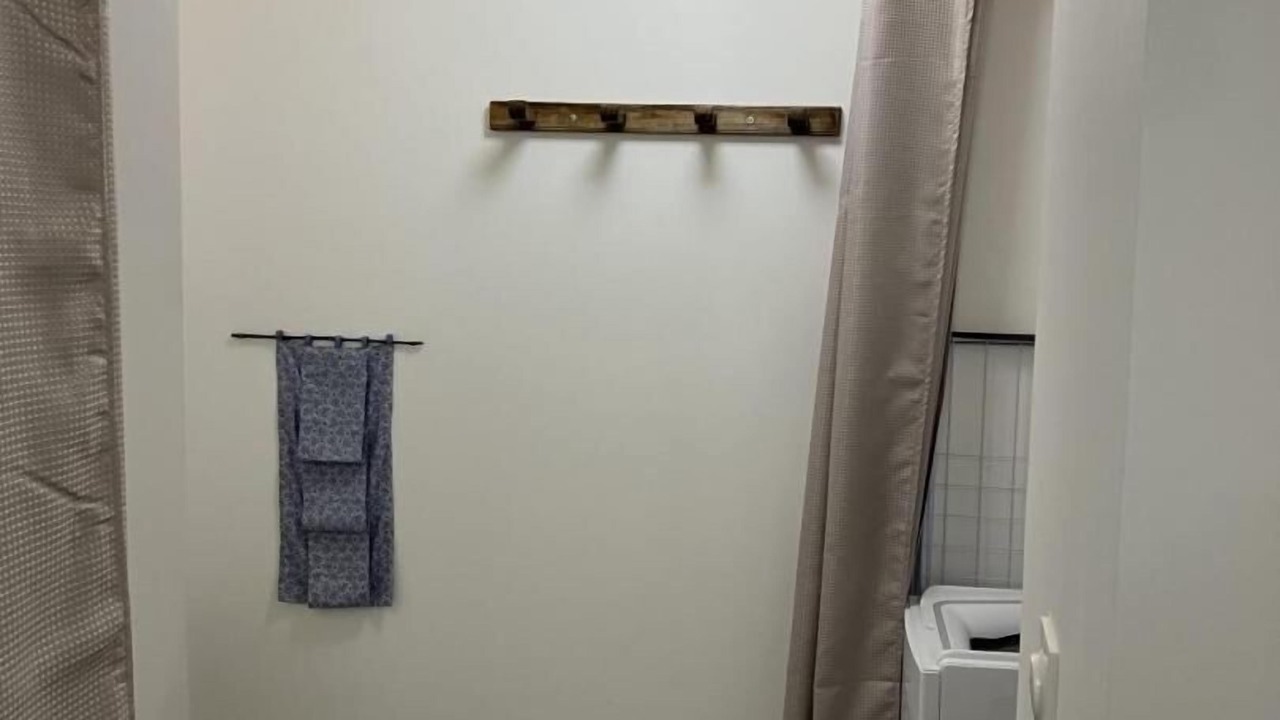 Photo of Bathroom in Montans