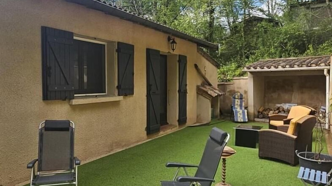Photo of Patio Balcony in Saint-Martin-Laguepie