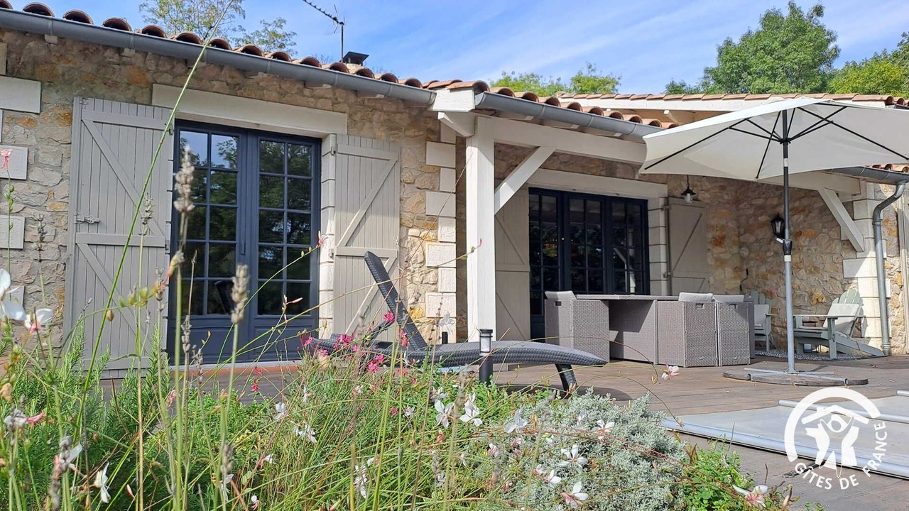 Photo of Patio Balcony in Puycelci