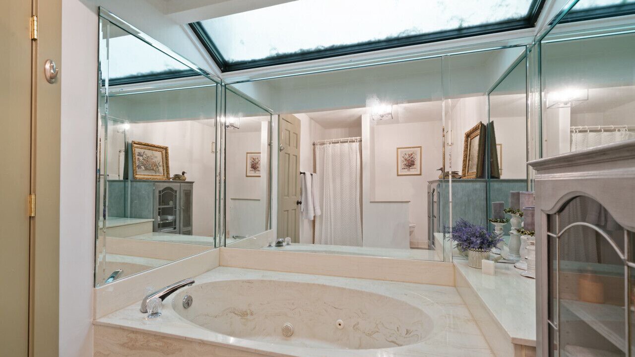 Photo of Bathroom in Big Canoe