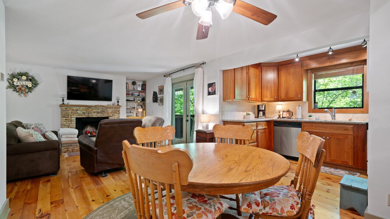 Photo of Others in Big Canoe