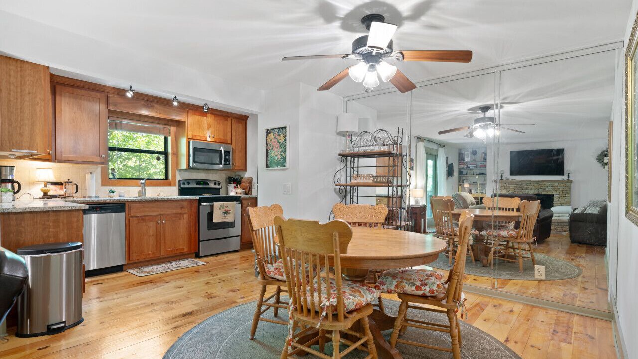 Photo of Others in Big Canoe