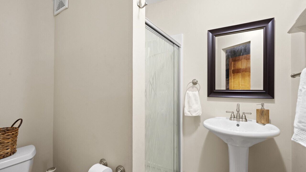 Photo of Bathroom in Big Canoe