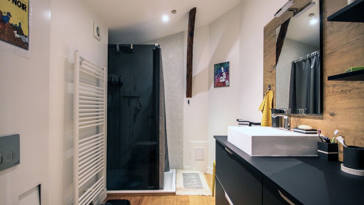 Photo of Bathroom in Lisle-sur-Tarn