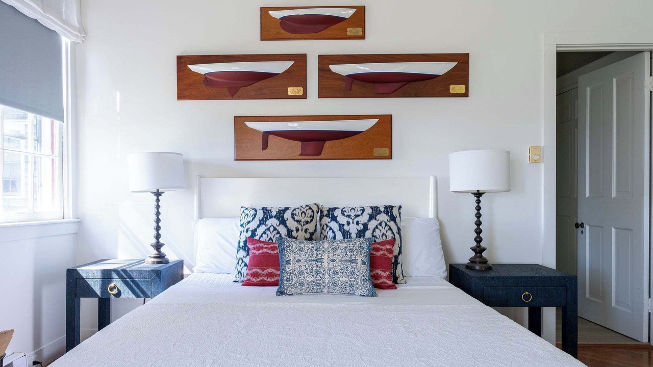 Photo of Bedroom in Saunderstown