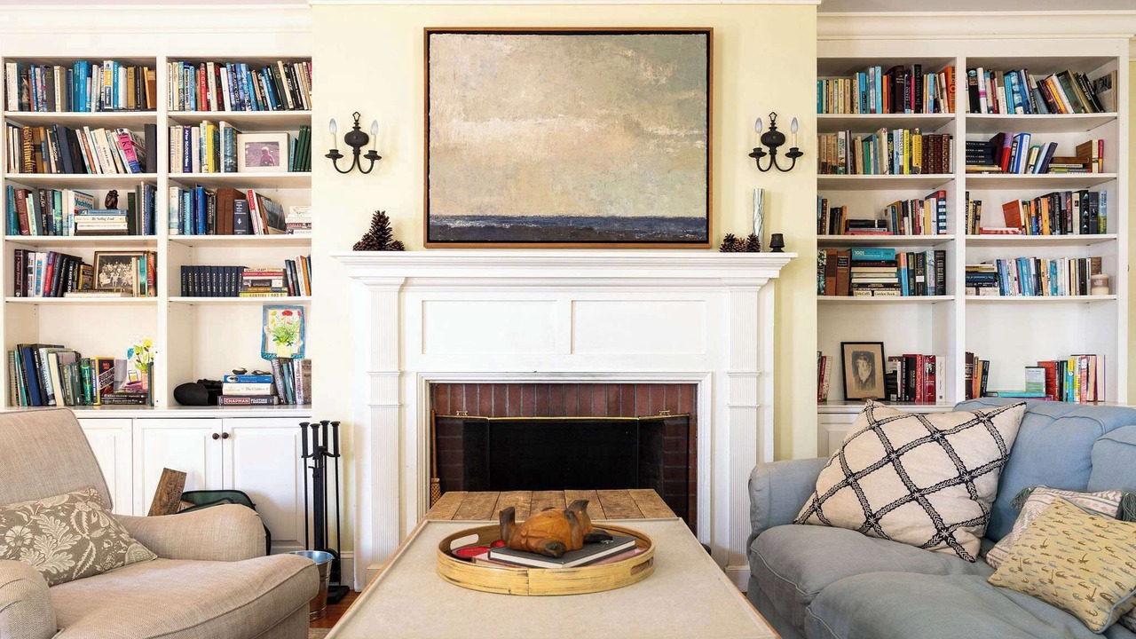 Photo of Livingroom in Saunderstown