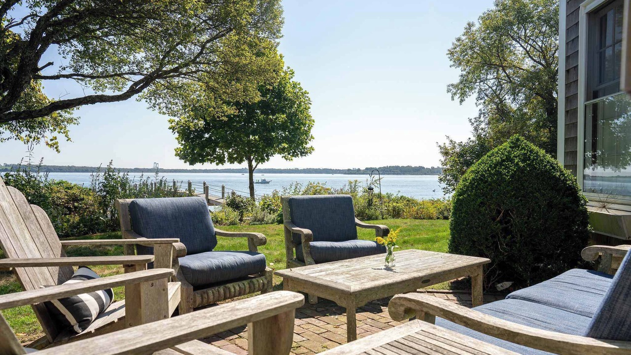 Photo of Patio Balcony in Saunderstown