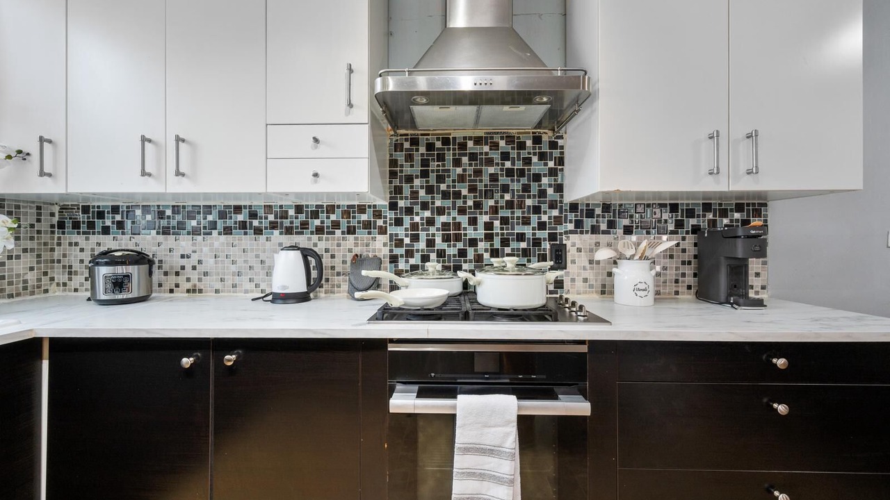 Photo of Kitchen in Elizabeth