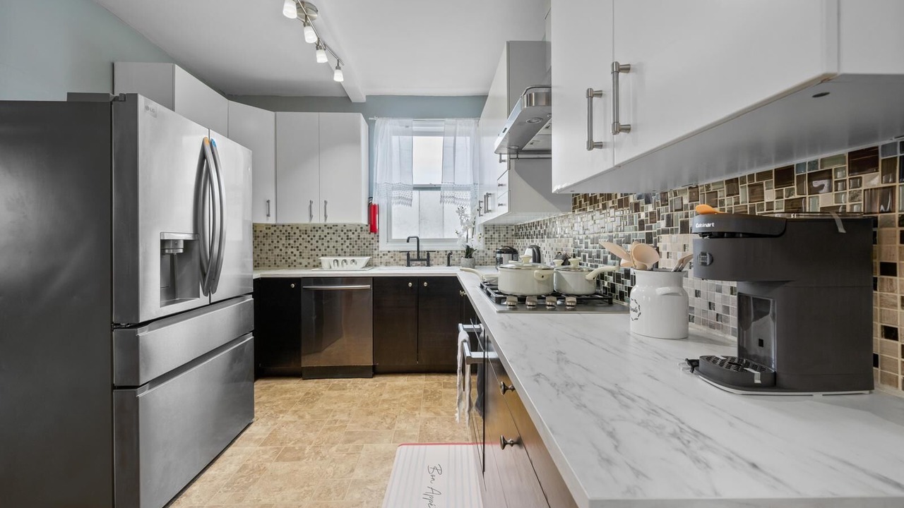 Photo of Kitchen in Elizabeth