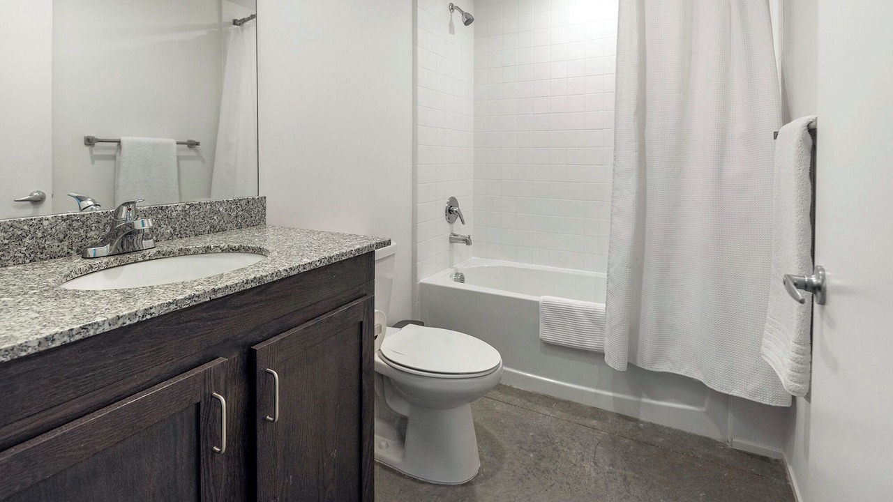 Photo of Bathroom in Downtown Memphis
