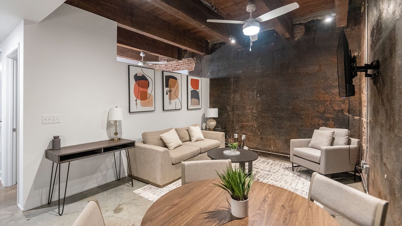 Photo of Livingroom in Downtown Memphis