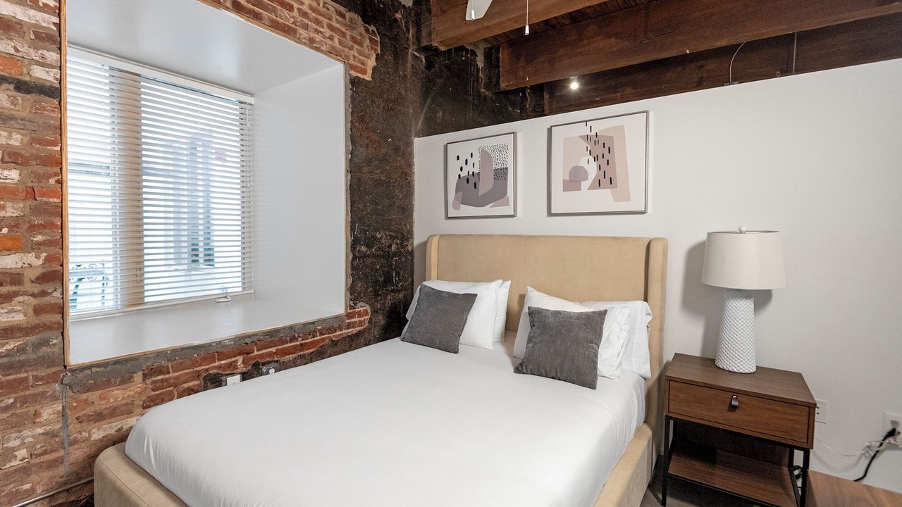 Photo of Bedroom in Downtown Memphis