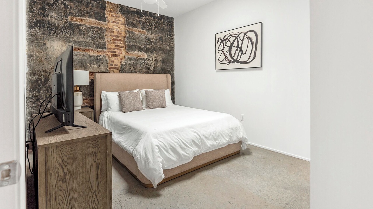 Photo of Bedroom in Downtown Memphis
